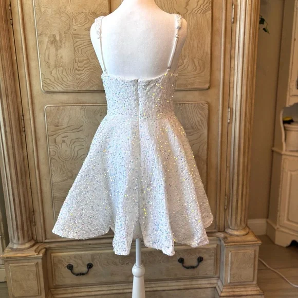 NEW White Cocktail Dress, White Prom Dress, White Dress, Sequin Dress, Size 6 - Picture 4 of 10
